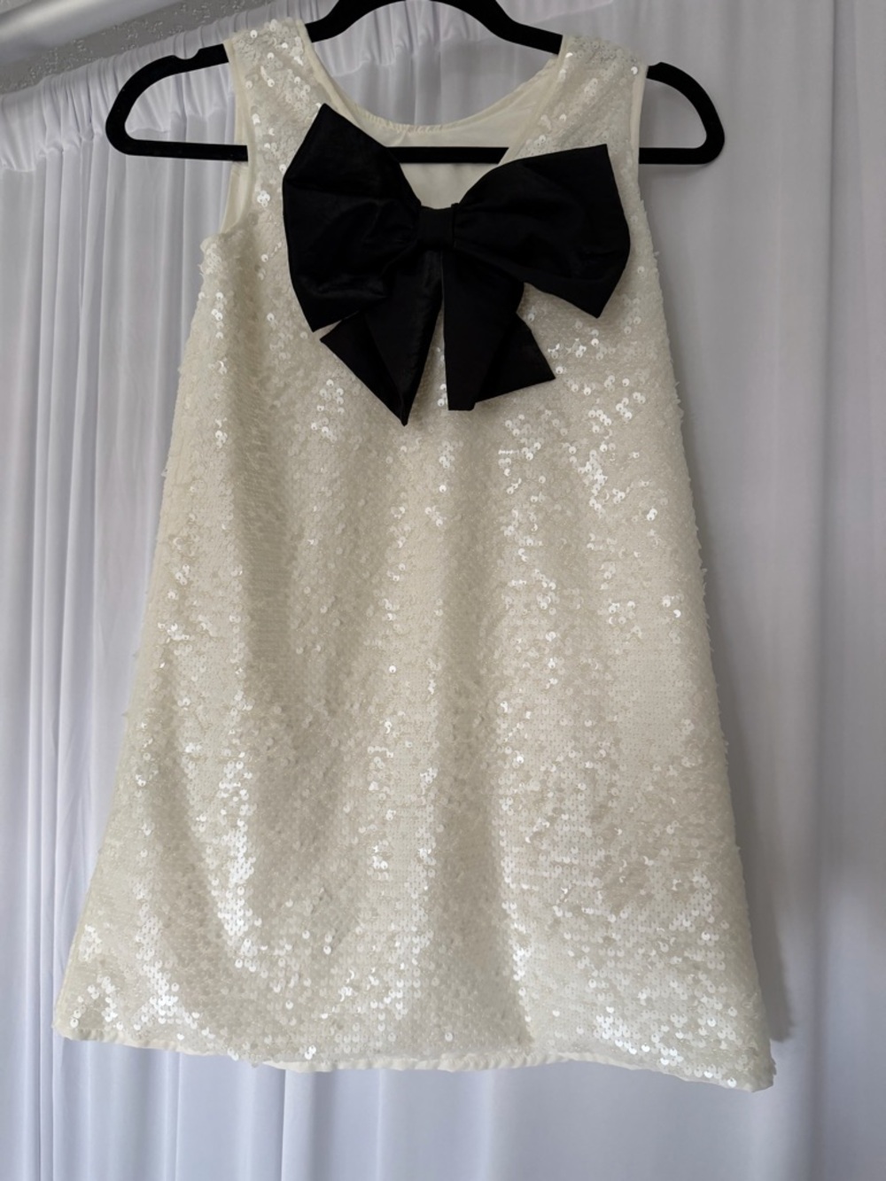 H&M Ivory Sequin Dress with Black Bow Accent super adorable new without tag